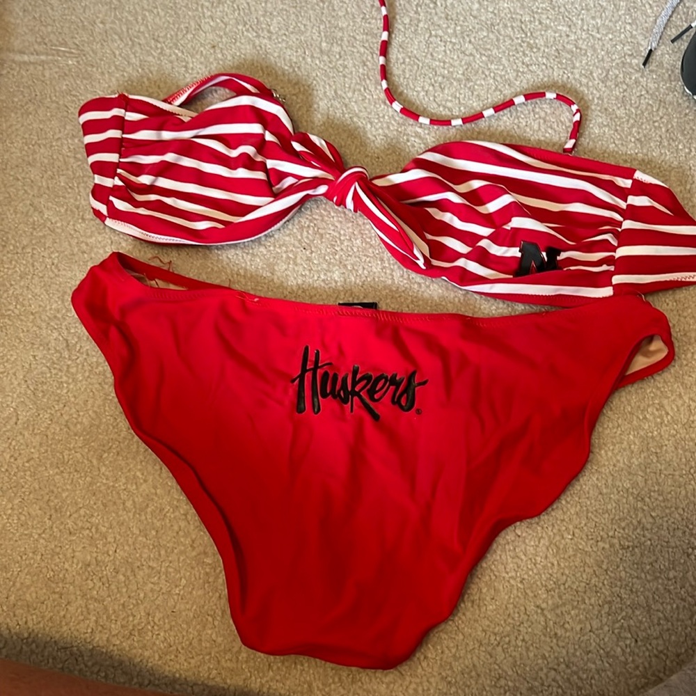 Husker xlg two piece swimsuit worn once